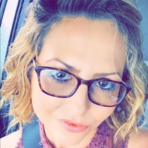 Meet your Posher, Ash